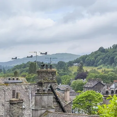 The Viewpoint - Stylish In An Elevated Position In The Centre Of אמבלסייד